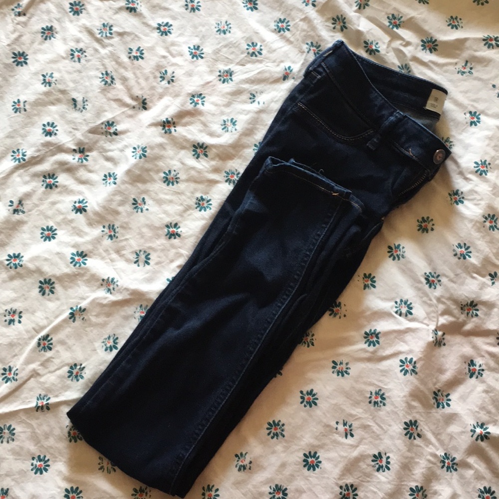 Hollister dark wash jegging